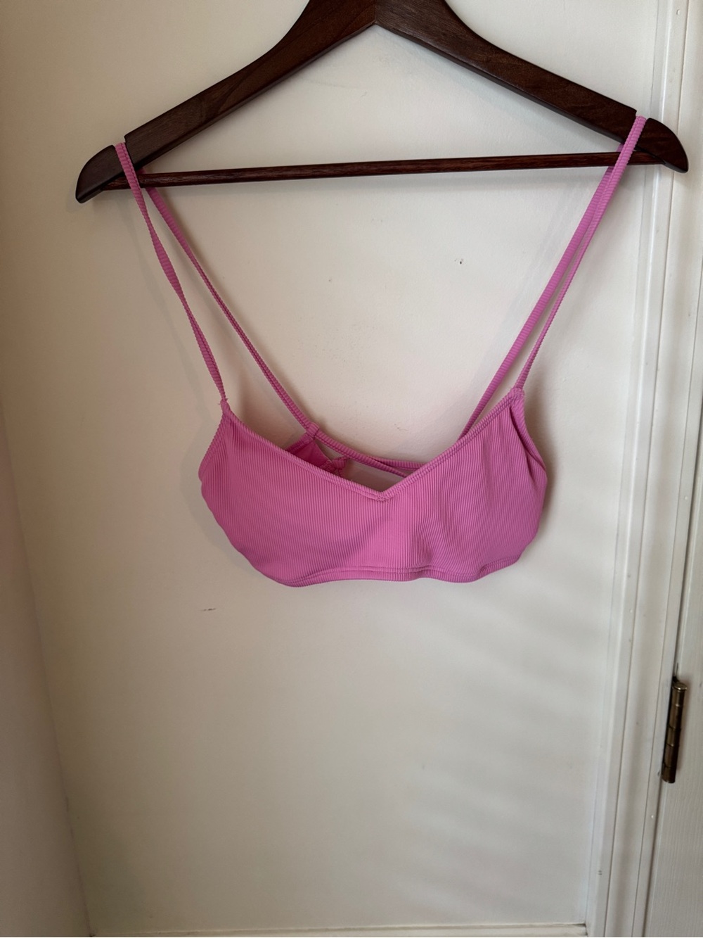 Gilly Hicks Pink Ribbed Bralette with Thin Straps Size Small